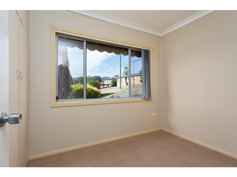 11 Kinred Street, Tumut NSW 2720