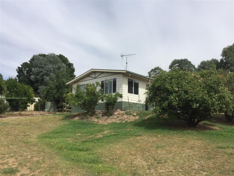 224 Back Sandy Gully Road, Adelong NSW 2729