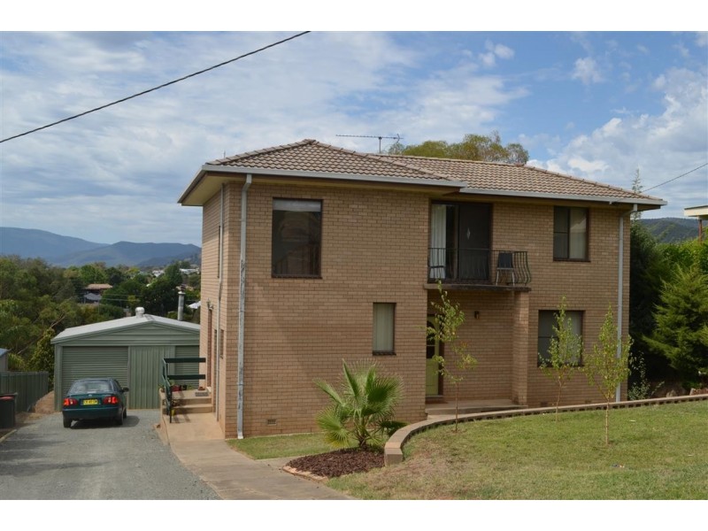 56 Howick Street, Tumut NSW 2720