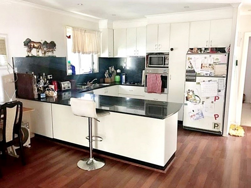 73 Clarke Street, Tumut NSW 2720