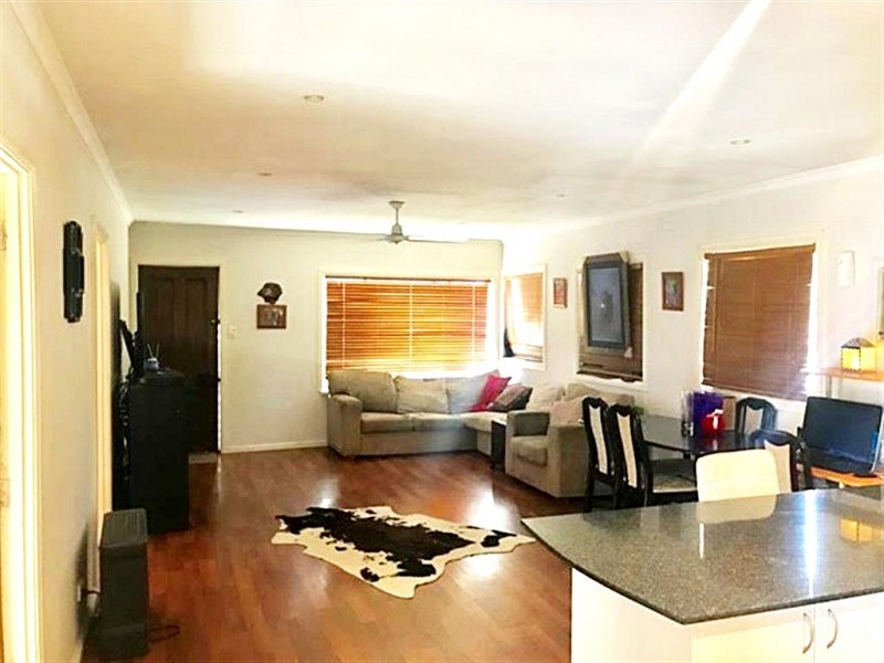 73 Clarke Street, Tumut NSW 2720