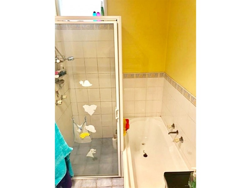 73 Clarke Street, Tumut NSW 2720