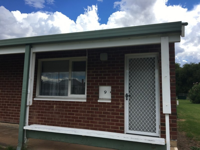9/9-13 Russell Street, Tumut NSW 2720