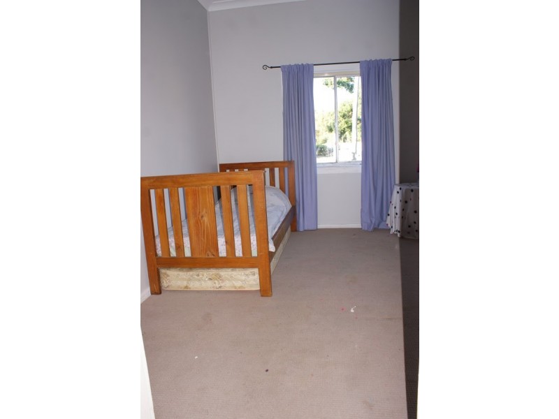 87 Tumut Street, Adelong NSW 2729