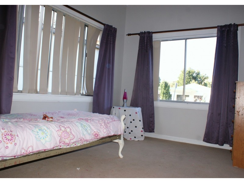 87 Tumut Street, Adelong NSW 2729