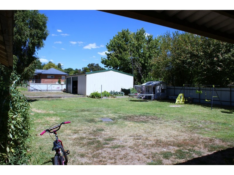 87 Tumut Street, Adelong NSW 2729