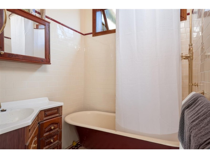 60 Fitzroy Street, Tumut NSW 2720