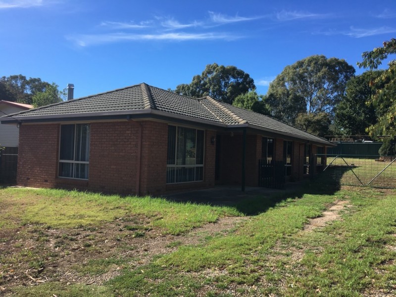 60A Forest Street, Tumut NSW 2720