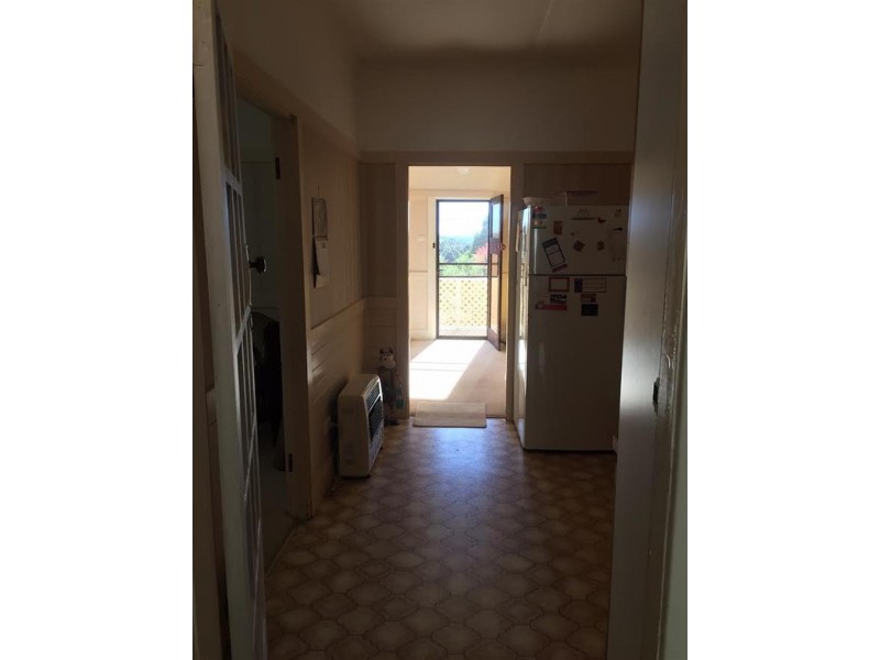 12 Eurabbie Street, Batlow NSW 2730