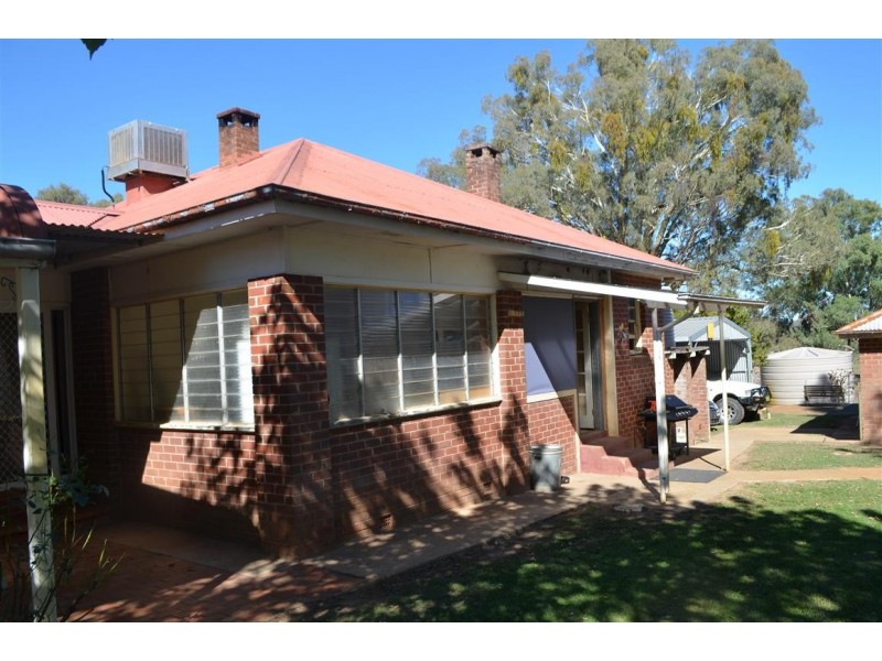699 Wee Jasper Road, Tumut NSW 2720