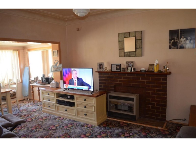 699 Wee Jasper Road, Tumut NSW 2720