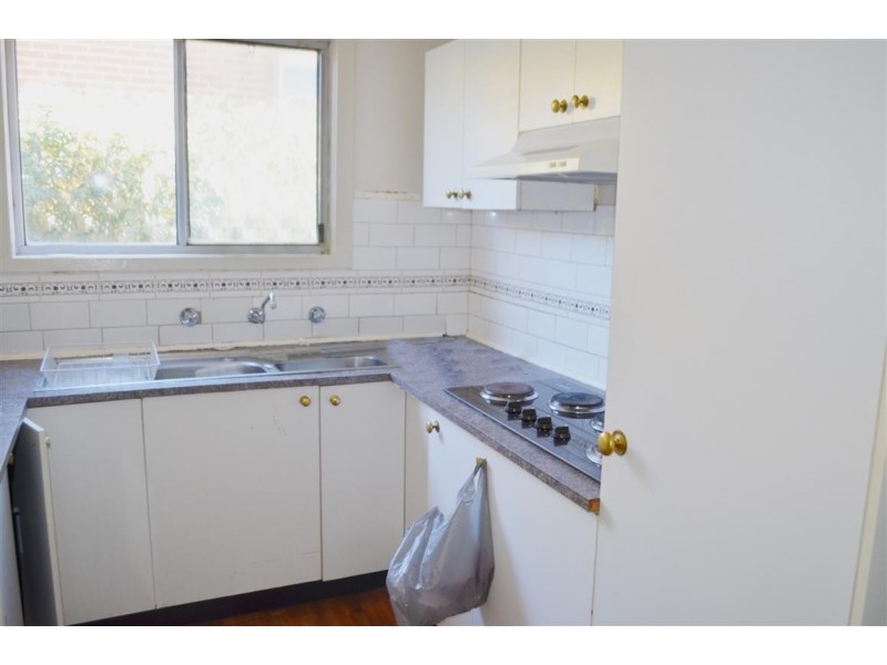10 Leaburn Avenue, Batlow NSW 2730