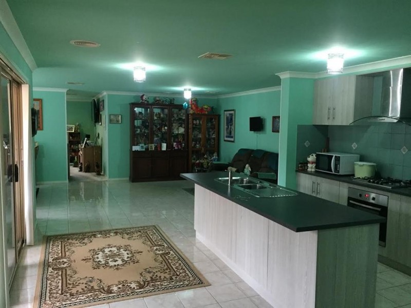 142 West Street, Gundagai NSW 2722