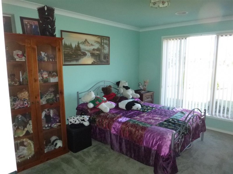 142 West Street, Gundagai NSW 2722