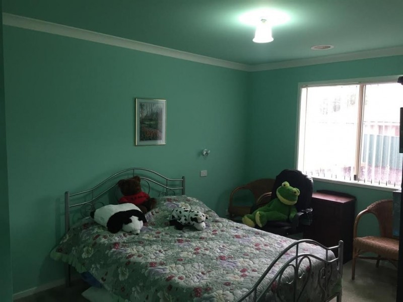 142 West Street, Gundagai NSW 2722