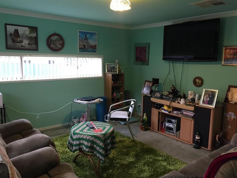 142 West Street, Gundagai NSW 2722