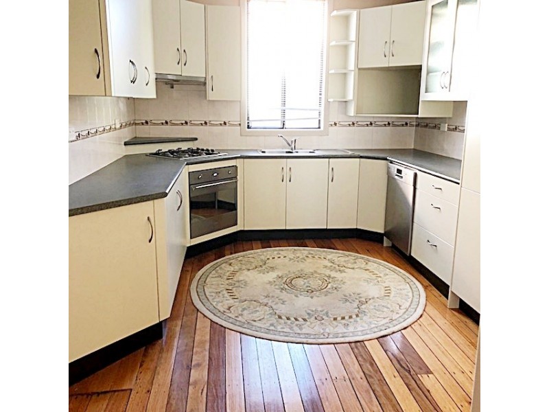 58 Sydney Street, Tumut NSW 2720