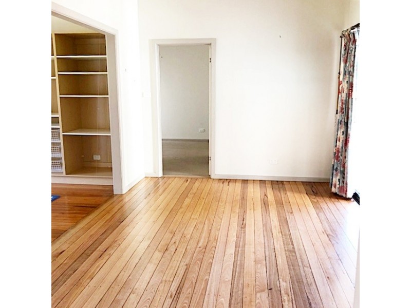 58 Sydney Street, Tumut NSW 2720