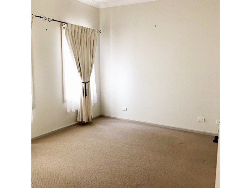 58 Sydney Street, Tumut NSW 2720