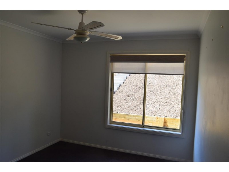 33 Booral Avenue, Tumut NSW 2720