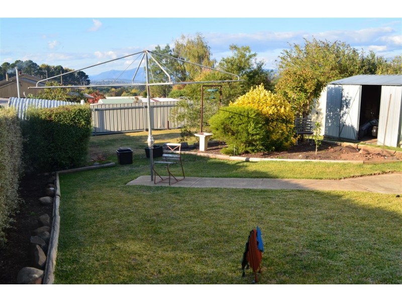 51 Bartlett Street, Batlow NSW 2730