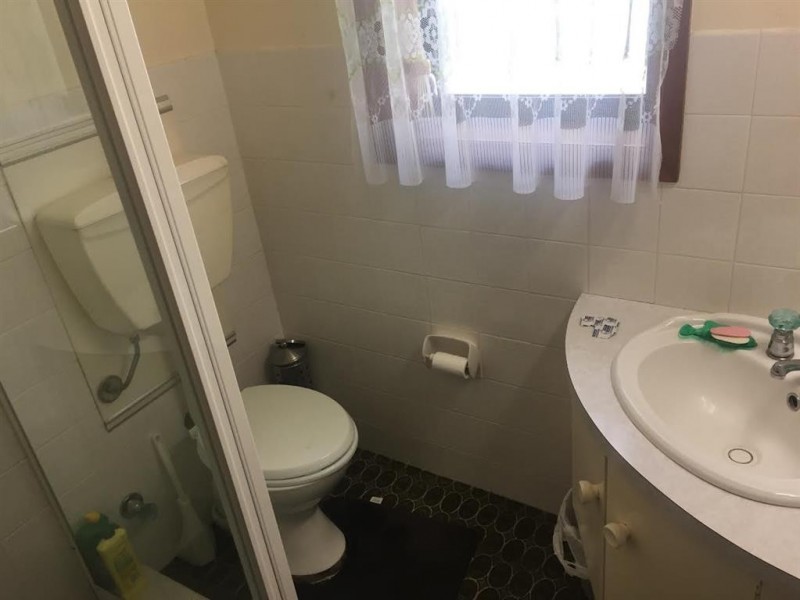 13 Highland Avenue, Tumut NSW 2720