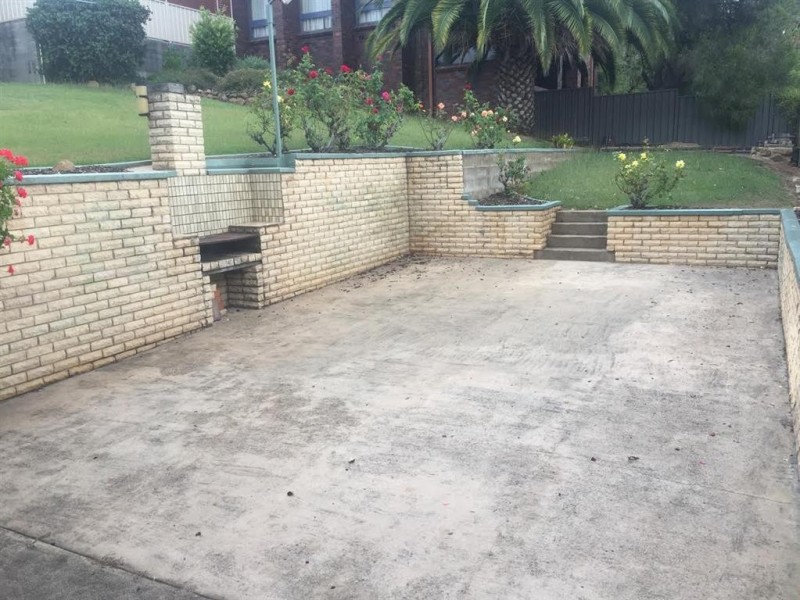 13 Highland Avenue, Tumut NSW 2720