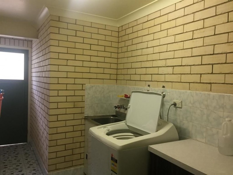 13 Highland Avenue, Tumut NSW 2720