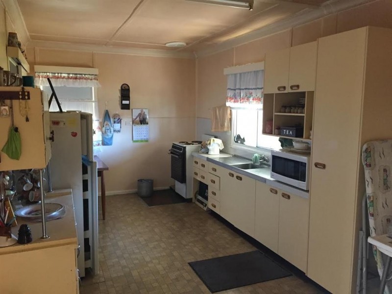 66 Lynch Street, Adelong NSW 2729