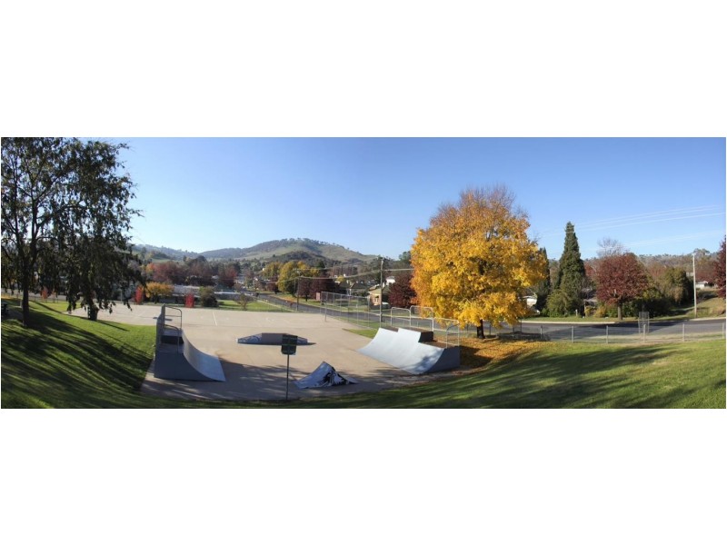 19 Campbell, Adelong NSW 2729