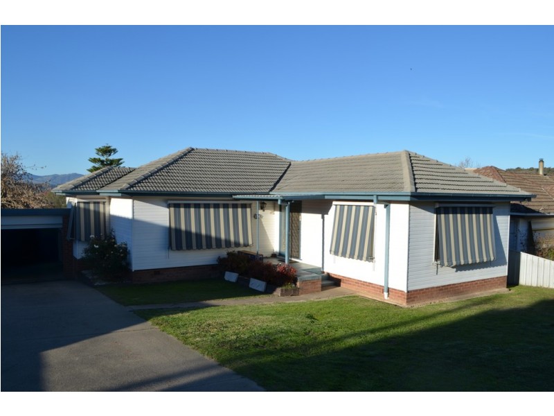 158 Lambie Street, Tumut NSW 2720