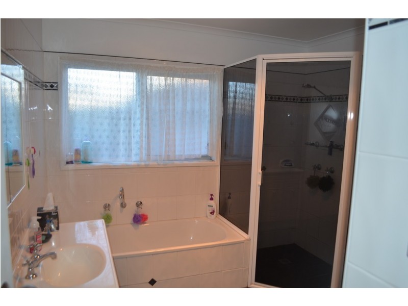 158 Lambie Street, Tumut NSW 2720