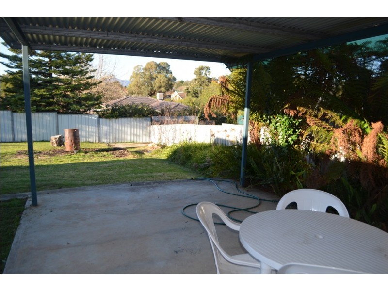 158 Lambie Street, Tumut NSW 2720