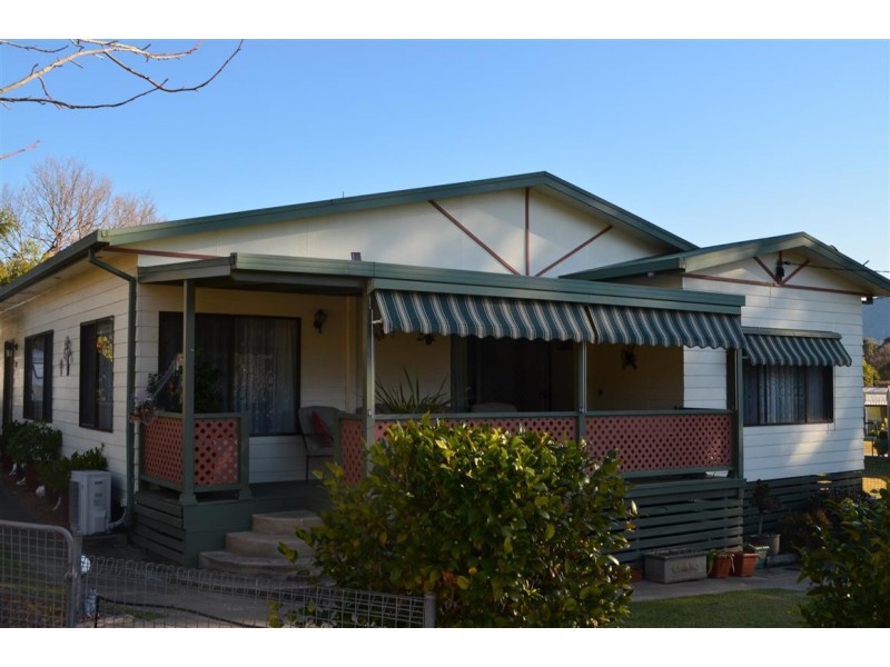 2 Bridle Street, Talbingo NSW 2720