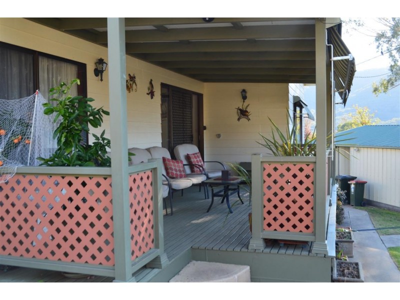 2 Bridle Street, Talbingo NSW 2720