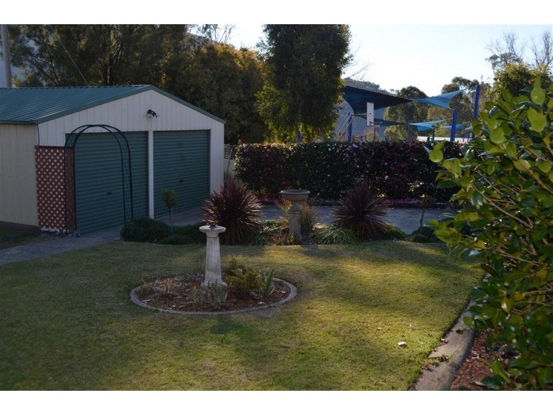 2 Bridle Street, Talbingo NSW 2720