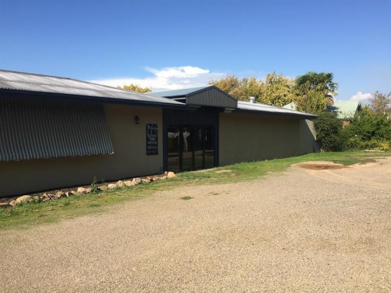 54-56 Capper Stret, Tumut NSW 2720