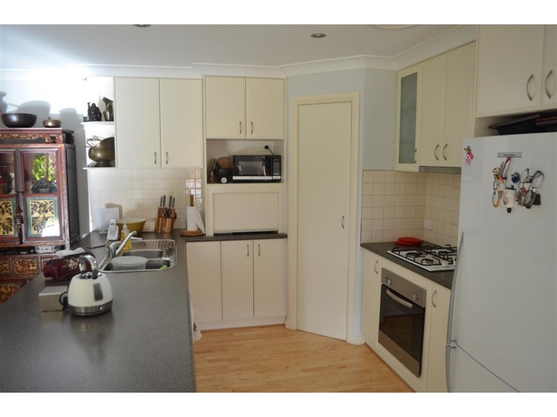 37-39 Campbell Street, Adelong NSW 2729