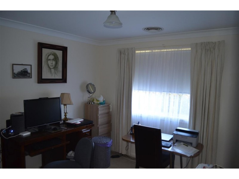 37-39 Campbell Street, Adelong NSW 2729