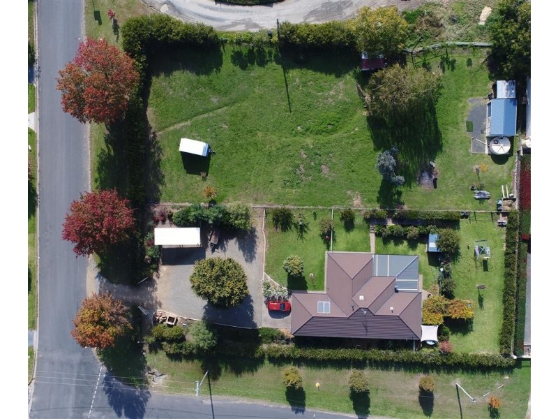 37-39 Campbell Street, Adelong NSW 2729