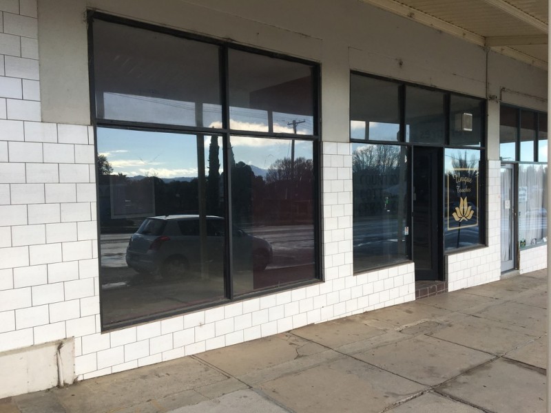 45 Fitzroy Street, Tumut NSW 2720