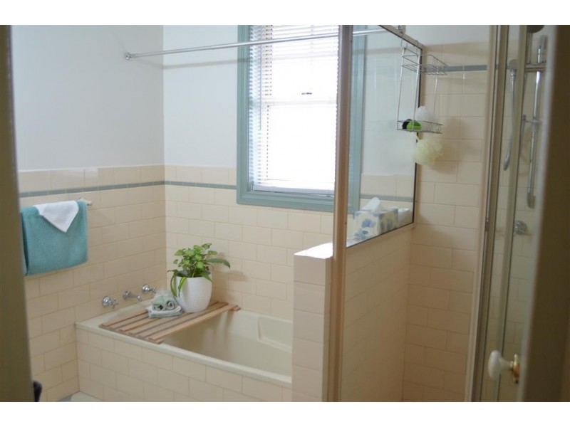 3 Kiandra Drive, Tumut NSW 2720