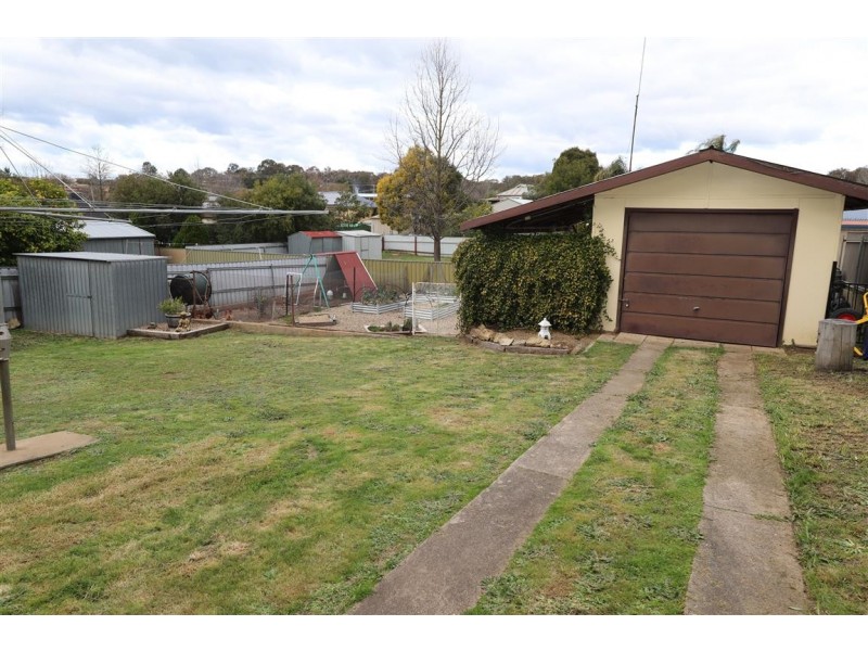 46 Forest Street, Tumut NSW 2720