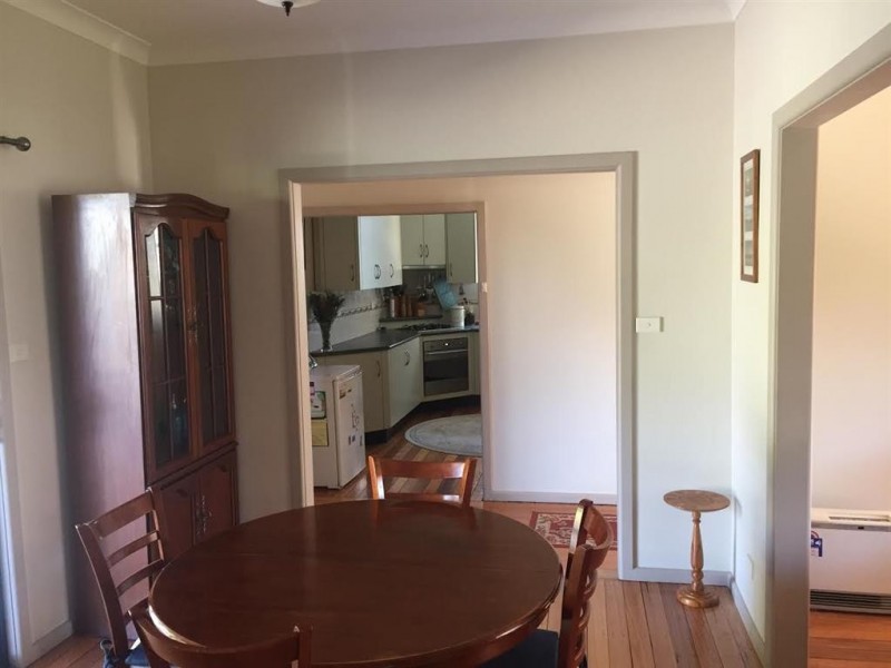 58 Sydney Street, Tumut NSW 2720