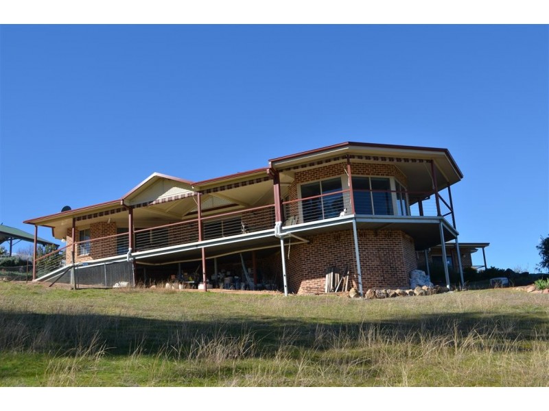 305 Argalong Road, Tumut NSW 2720