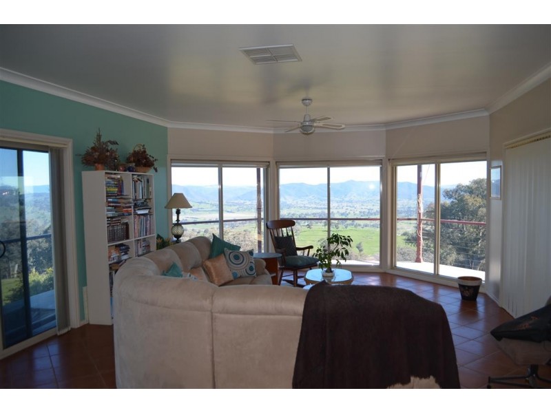 305 Argalong Road, Tumut NSW 2720