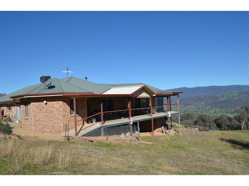 305 Argalong Road, Tumut NSW 2720