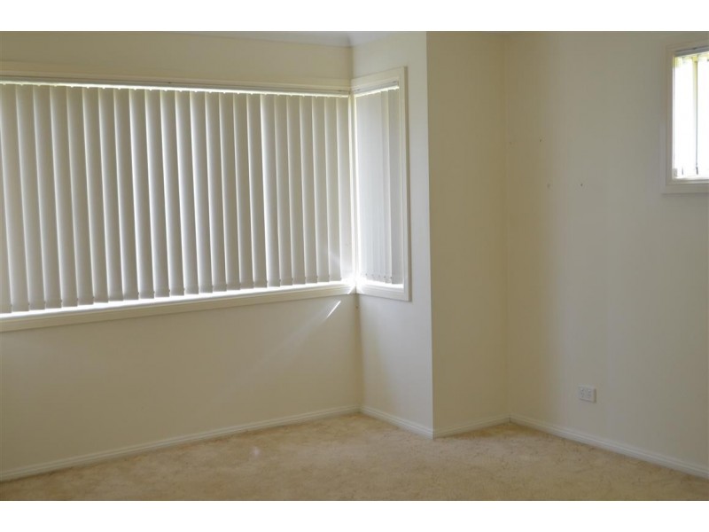 2 Cromwell Street, Adelong NSW 2729