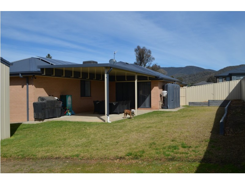 29 Jeffery Circuit, Tumut NSW 2720