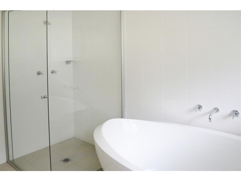 10 Eurabbie Street, Batlow NSW 2730